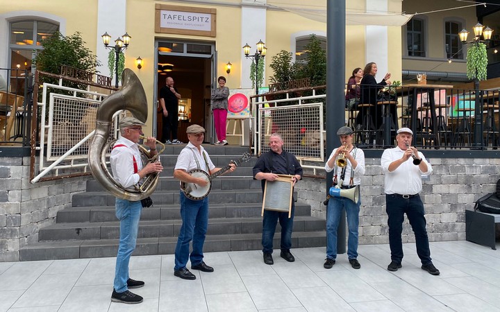 basin-street-band_tafelspitz